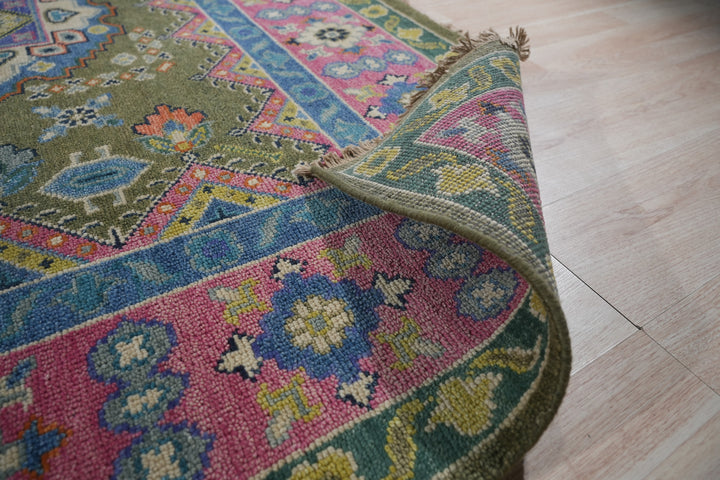 Traditional Classic Kazak Collection Rug