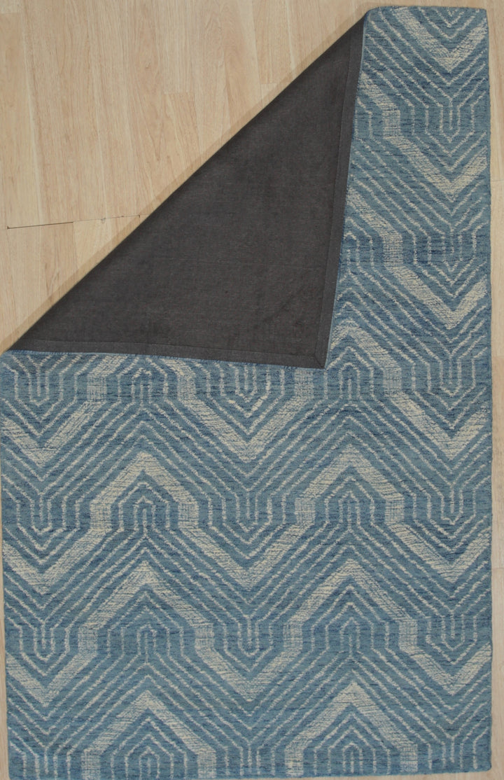 Hand-Tufted Wool Blue Contemporary Transitional Spring Rug