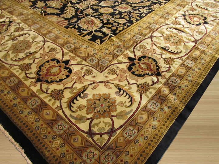 Hand Knotted New Zealand Wool Black Traditional Oriental Sarouk Rug