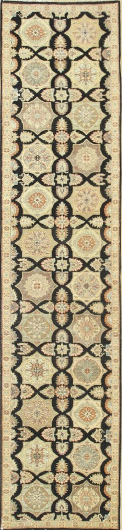 Black/Green Hand Knotted Wool Traditional Oriental Agra Rug, Made in India