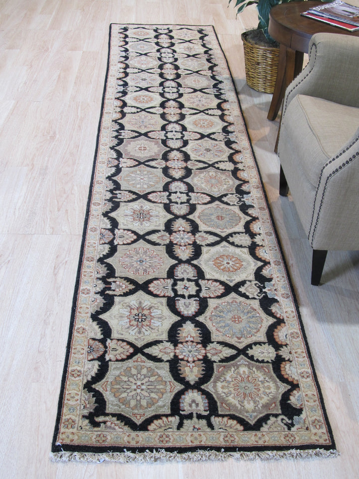 Black/green Hand Knotted Wool Traditional Oriental Agra Rug
