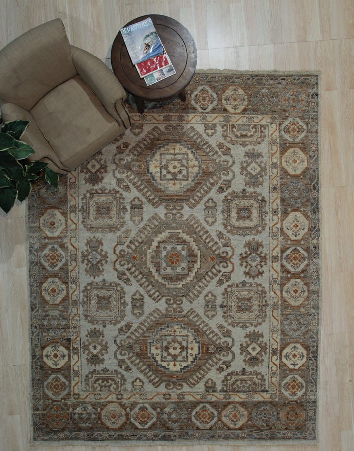 Hand Knotted Wool Ivory / N.Beige Traditional Classic Kazak Collection Rug