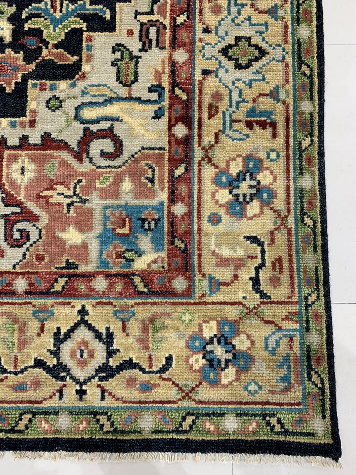 Hand Knotted Wool Navy / Gold Traditional Classic Heriz Serapi  Rug