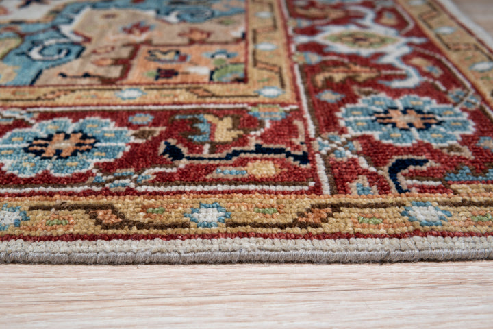 Hand Knotted Wool Ivory Traditional Classic Heriz Serapi  Rug
