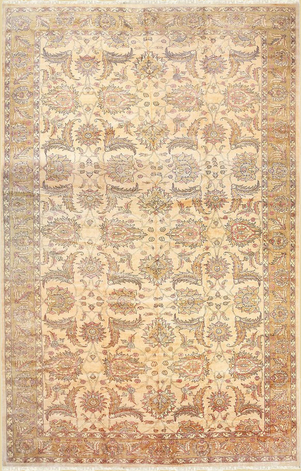 Hand Knotted Wool Beige Classic Oriental Agra Rug, Made in India