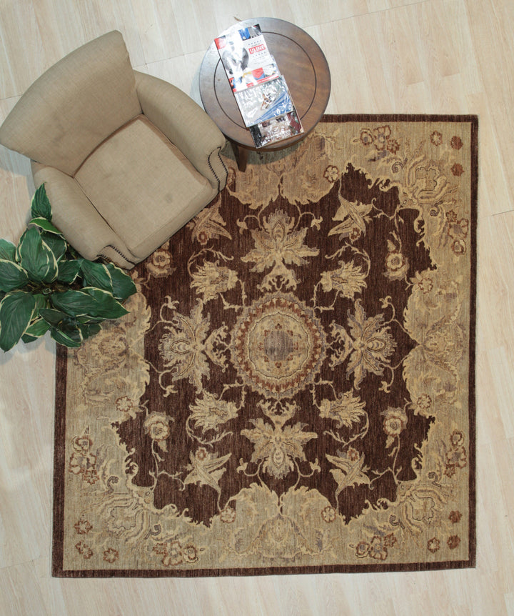 Hand Knotted Wool Brown Traditional Medallion Agra Rug