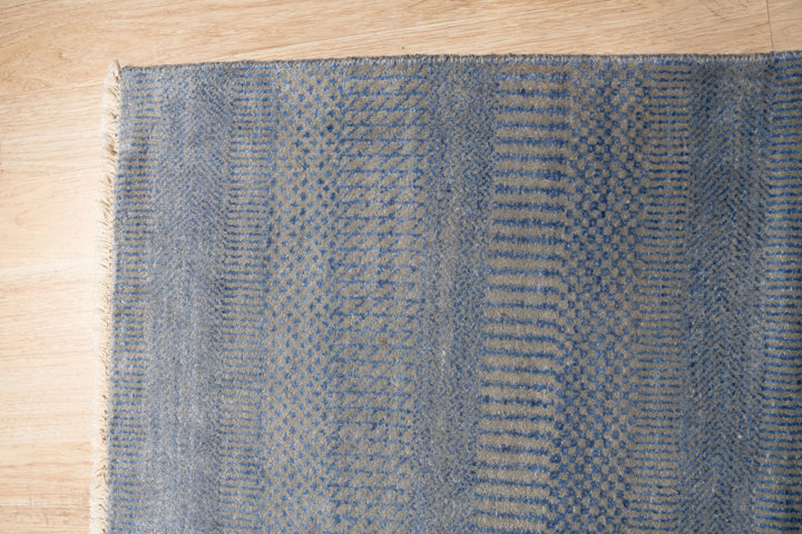 Hand Knotted Hand Spun Wool and Bamboo Silk Blue Transitional Solid Grass Rug