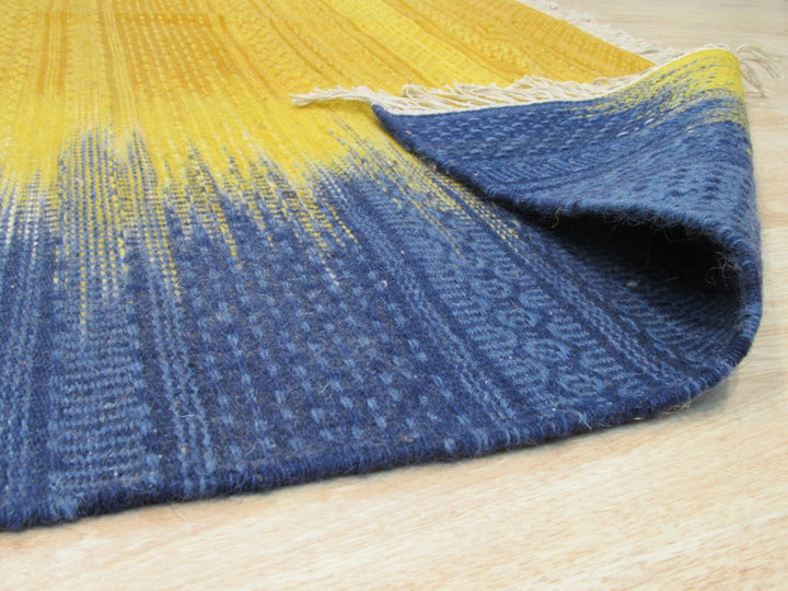 Handmade Wool Yellow Transitional Ombre Santa Fe Rug
