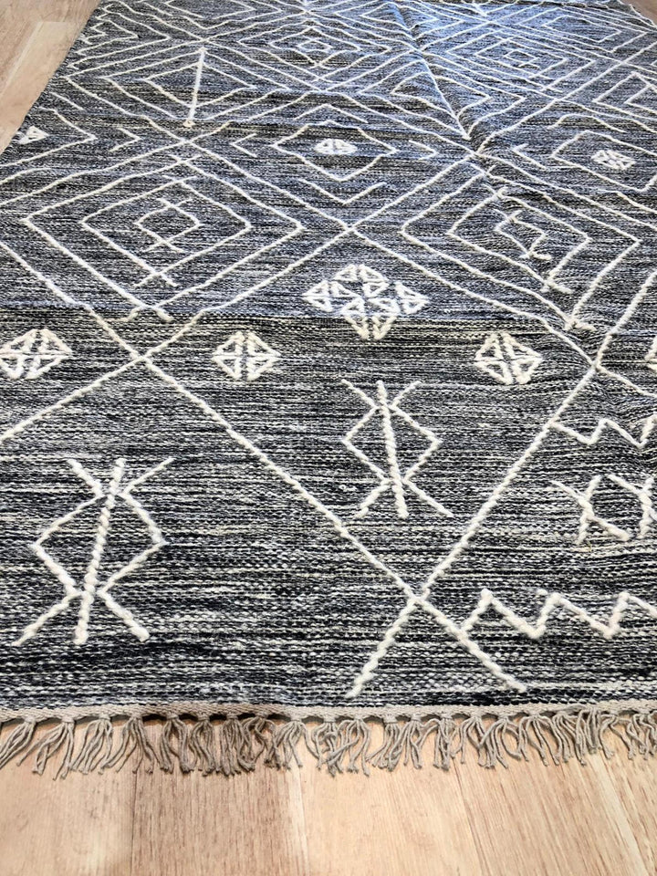 Handwoven Wool Charcoal Contemporary Geometric Punja Kilim Rug