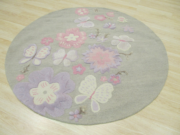 Hand-tufted Wool Gray Transitional Animal Kid's Butterfly Rug